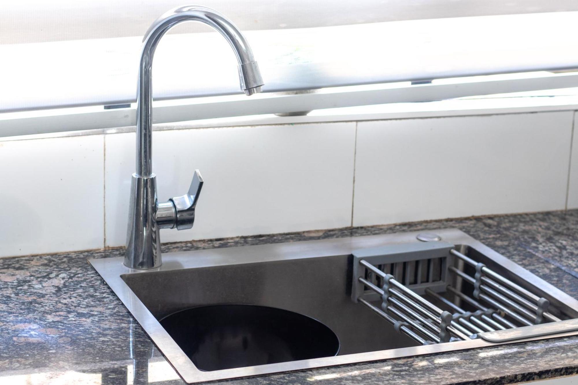 לוסקה Lowin Suites-One-Bed Apartments מראה חיצוני תמונה